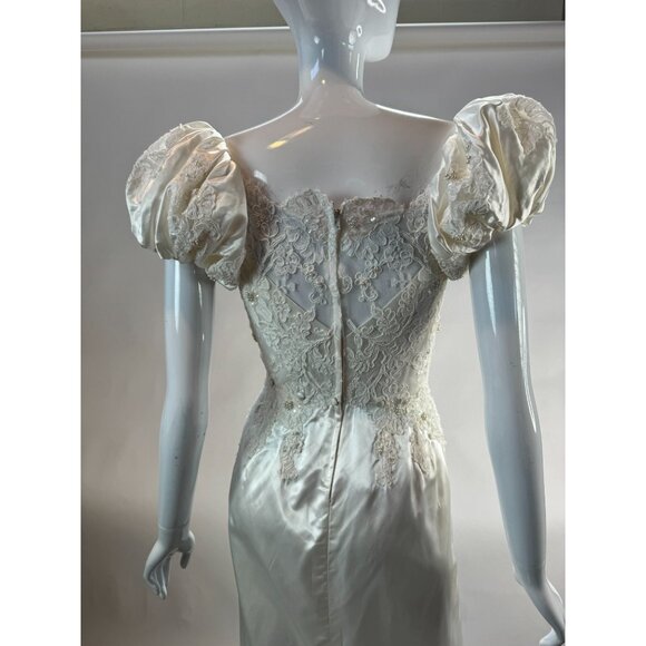 Vintage 1980s Union Made Continental Satin & Lace Wedding Dress With Puff Sleeve - Picture 2 of 16